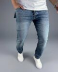 ✔ Slim Fit Jeans