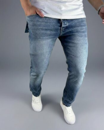 ✔ Slim Fit Jeans